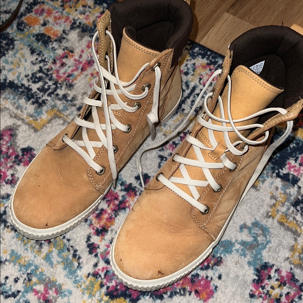 Timberland Brown and Tan High-Top Boot Sneakers